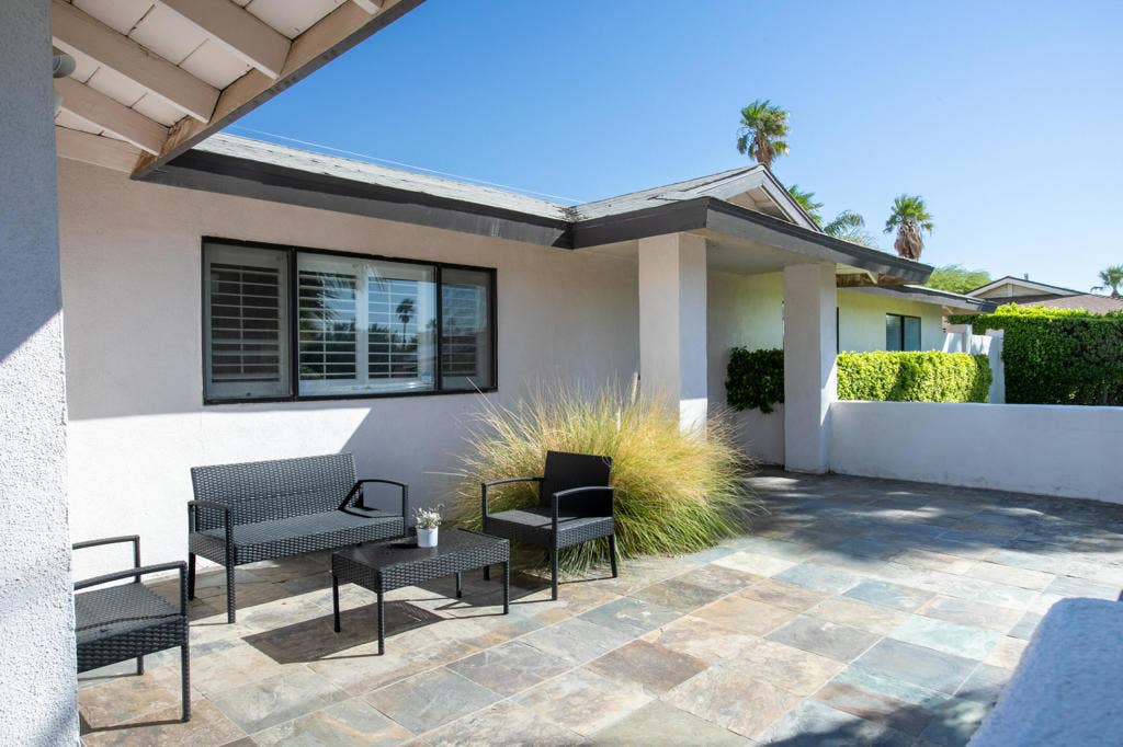 502 E Molino Road, Palm Springs, CA 92262 3660
