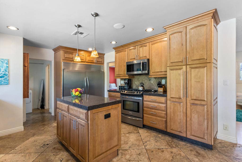 502 E Molino Road, Palm Springs, CA 92262 3671
