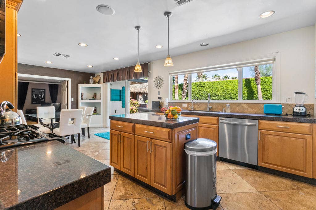 502 E Molino Road, Palm Springs, CA 92262 3674