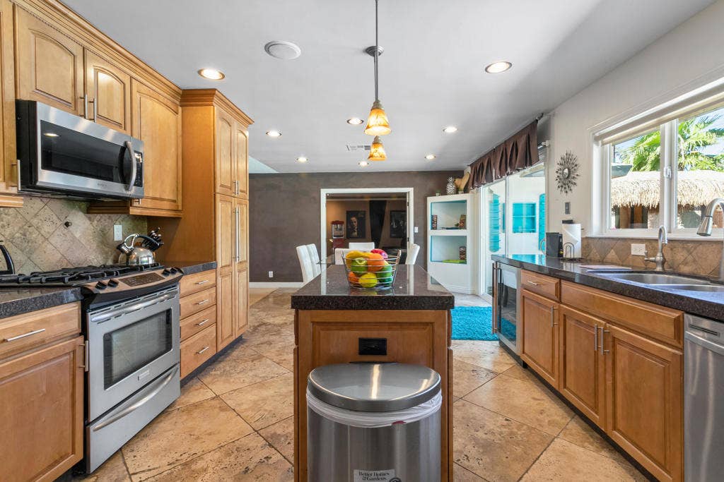 502 E Molino Road, Palm Springs, CA 92262 3673