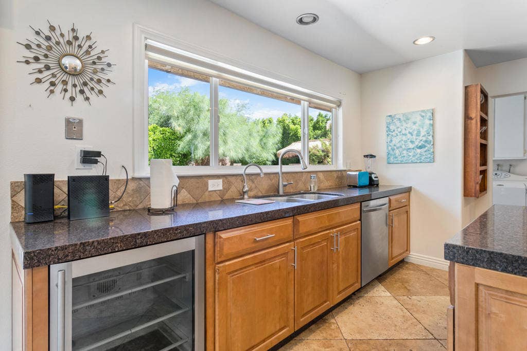 502 E Molino Road, Palm Springs, CA 92262 3676