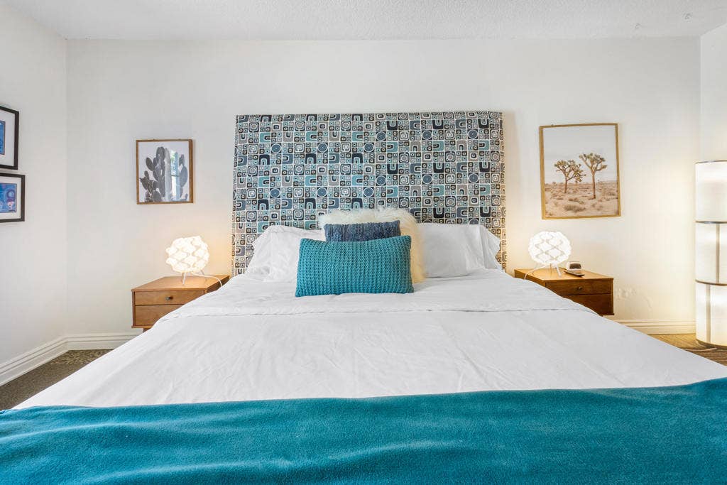 502 E Molino Road, Palm Springs, CA 92262 3690