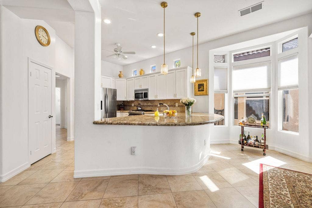 44391 Royal Lytham Drive, Indio, CA 92201 27-web-or-mls-_G4A1848