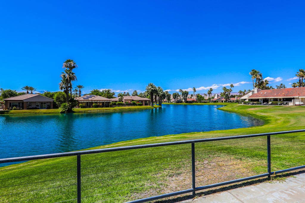 470 Sunningdale Drive, Rancho Mirage, CA 92270 lakeview