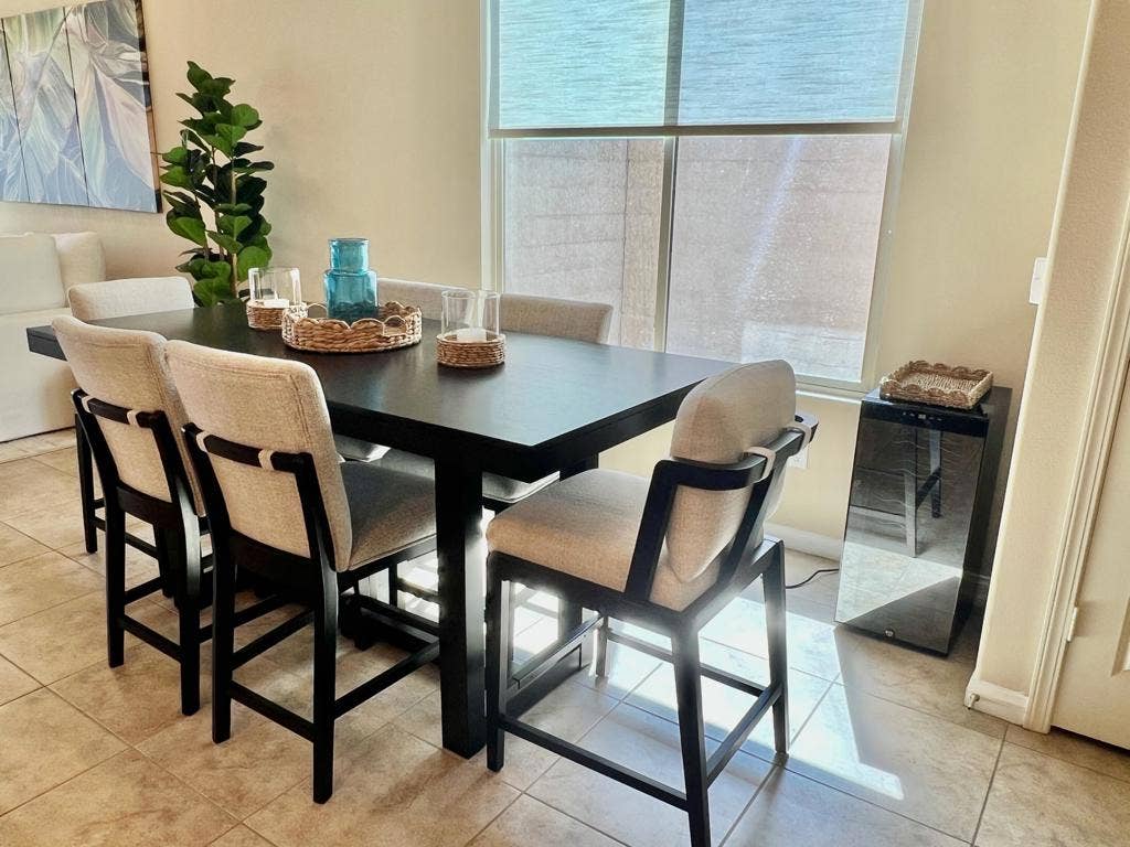 41530 Calle Pueblo, Indio, CA 92203 5. Dining Area