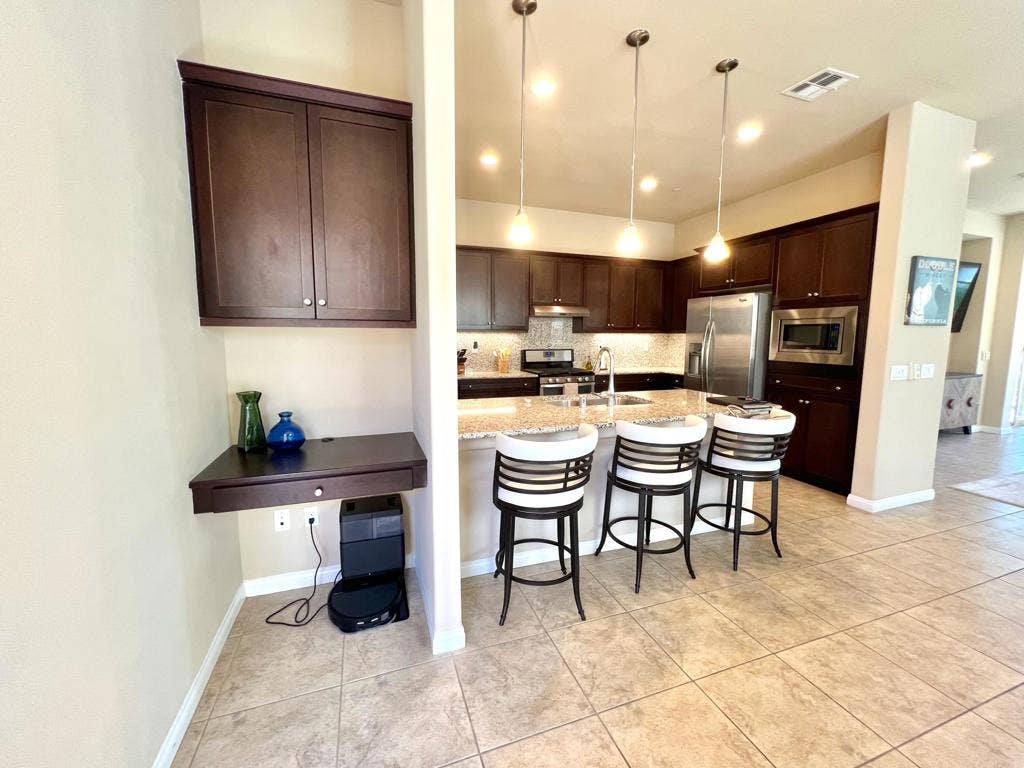 41530 Calle Pueblo, Indio, CA 92203 7. Work Station & Kitchen