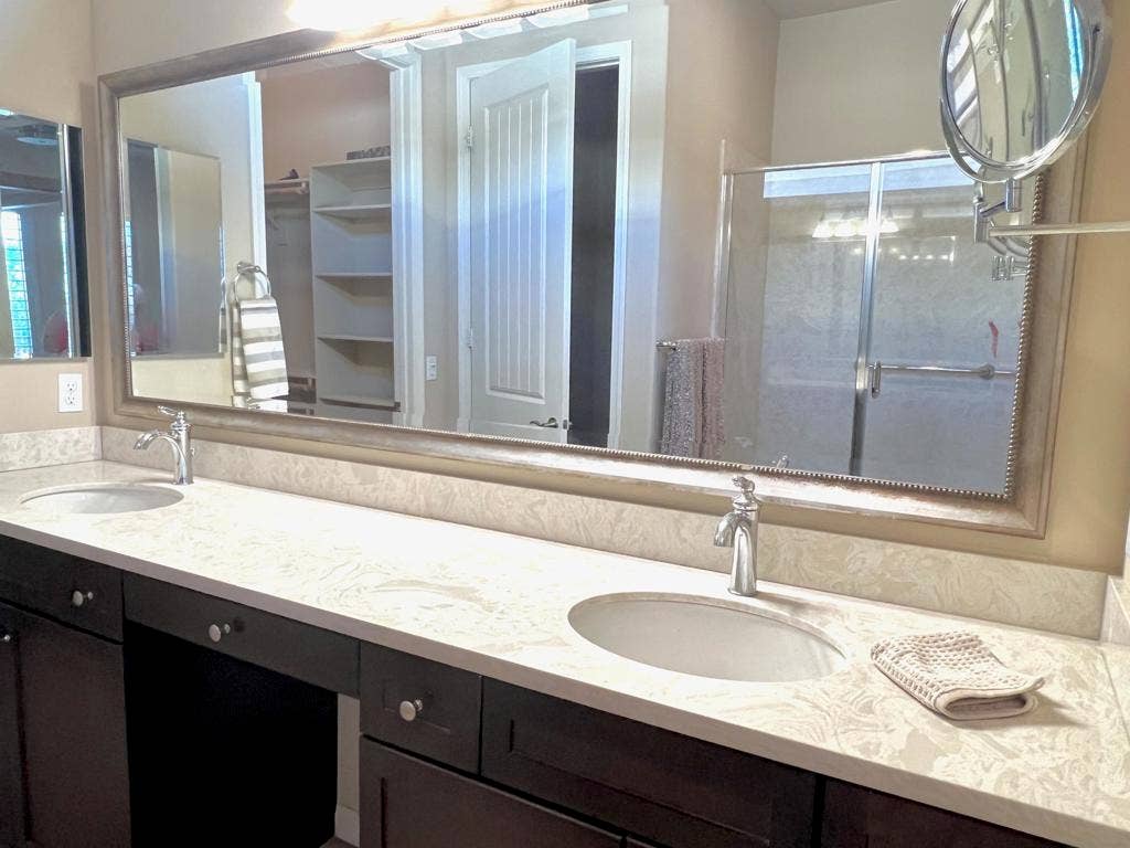 41530 Calle Pueblo, Indio, CA 92203 24. Primary Bath