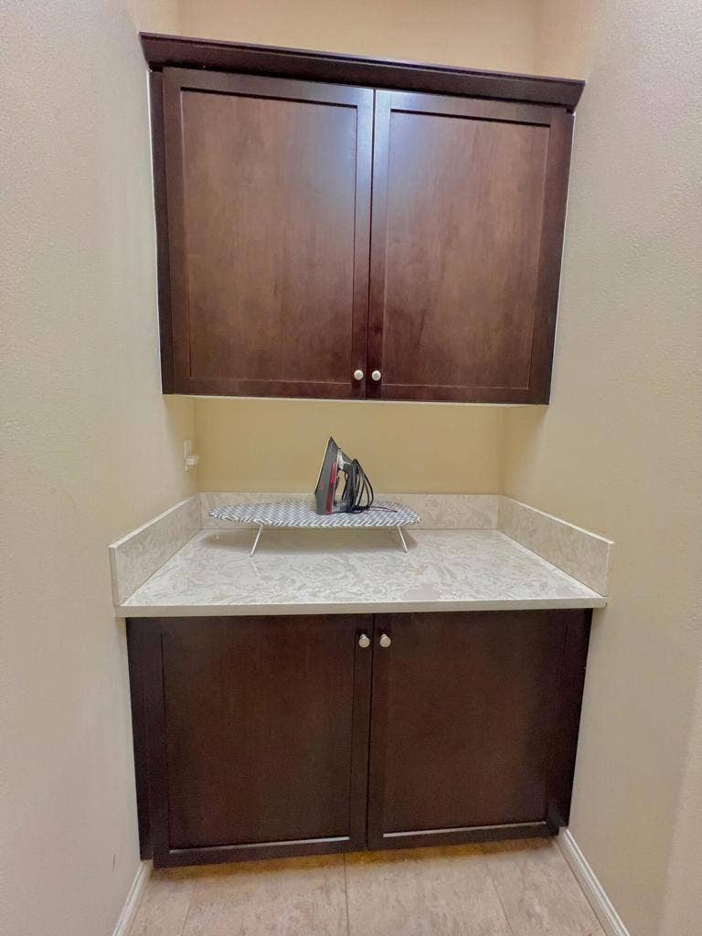 41530 Calle Pueblo, Indio, CA 92203 36. Laundry 2