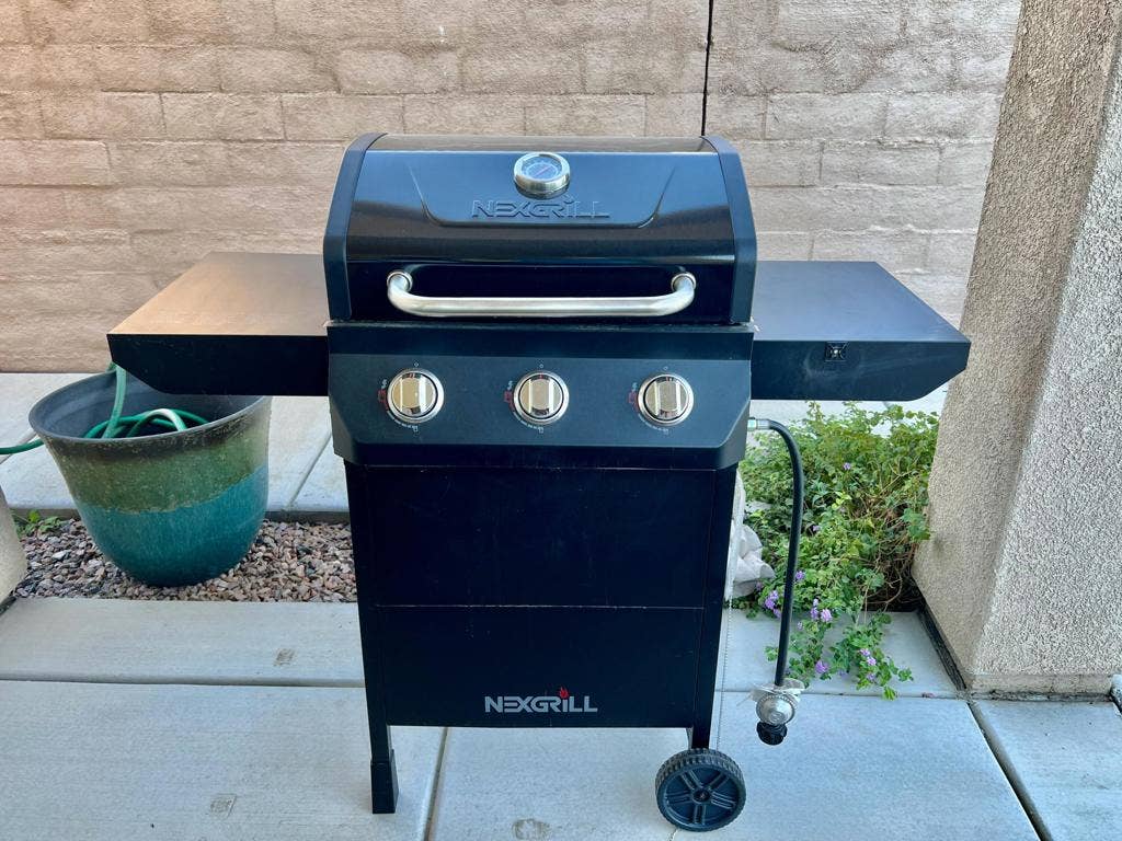 41530 Calle Pueblo, Indio, CA 92203 38. Patio BBQ