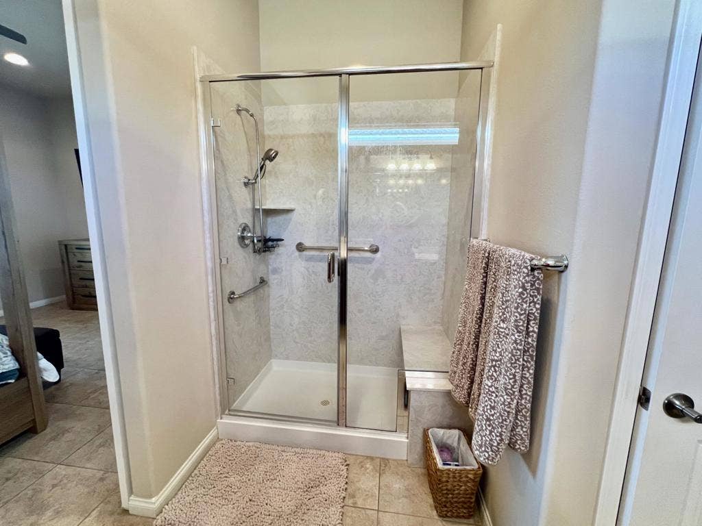 41530 Calle Pueblo, Indio, CA 92203 26. Primary Shower