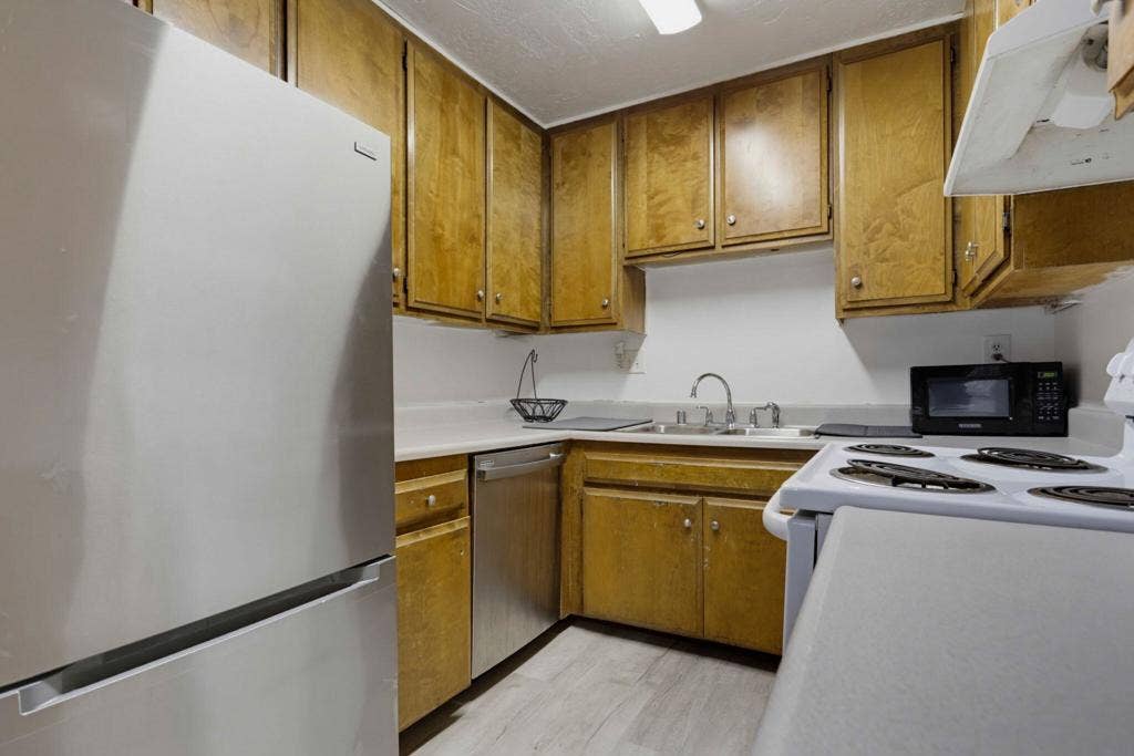 265 Loma Alta, #B1, Oceanside, CA 92054 12-web-or-mls-265-loma-alta-dr-unit-b1-0