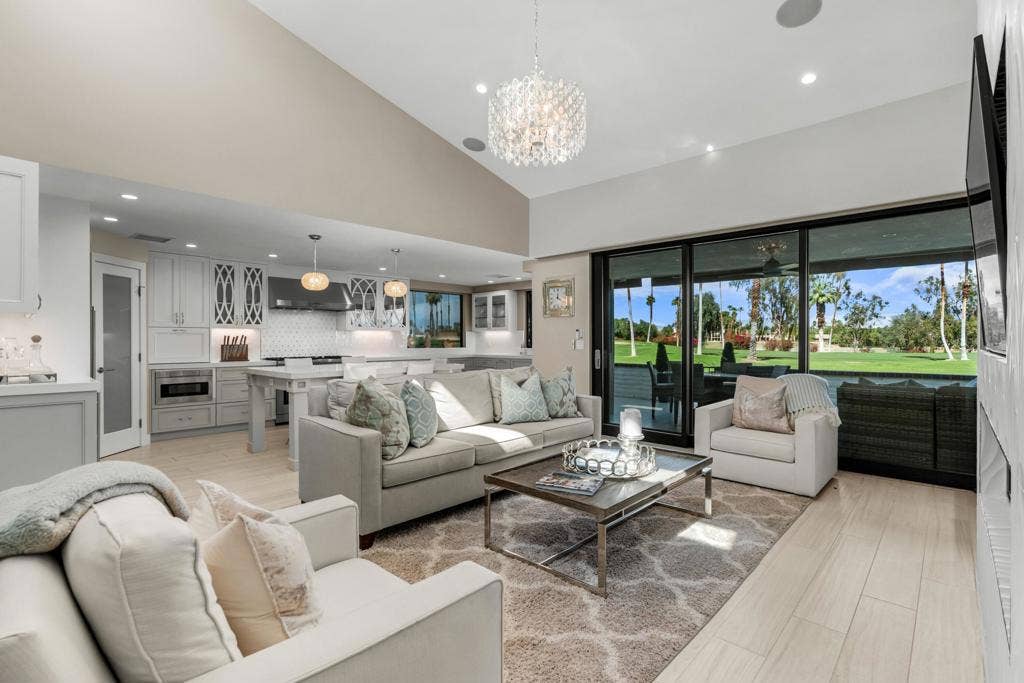 33 Medina Way, Rancho Mirage, CA 92270 006_33medinaway9_177