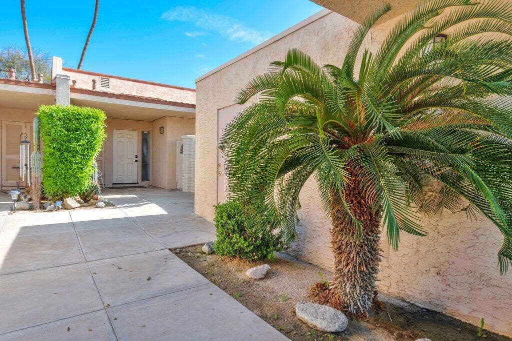 80076 Palm Circle Drive, La Quinta, CA 92253 _7IV5234.jpg-SMALL