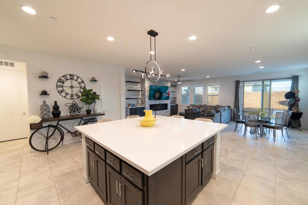 73500 Henri Drive, Palm Desert, CA 92211 DSC08423-HDR-17