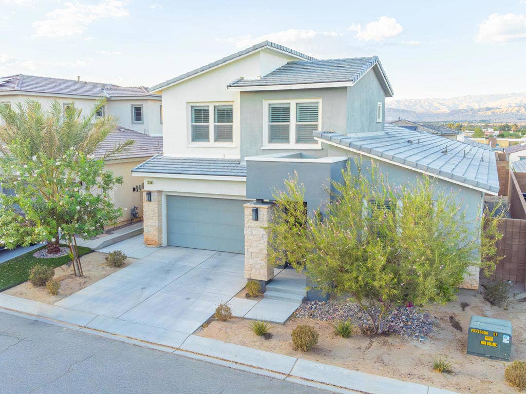 73500 Henri Drive, Palm Desert, CA 92211 DSC08462-HDR-2 (2)