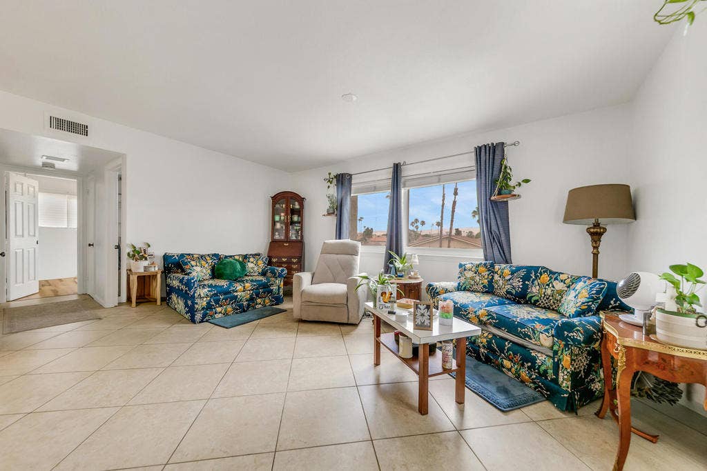 79321 Avenue 42, Indio, CA 92203 33 APT B LIVING MLS