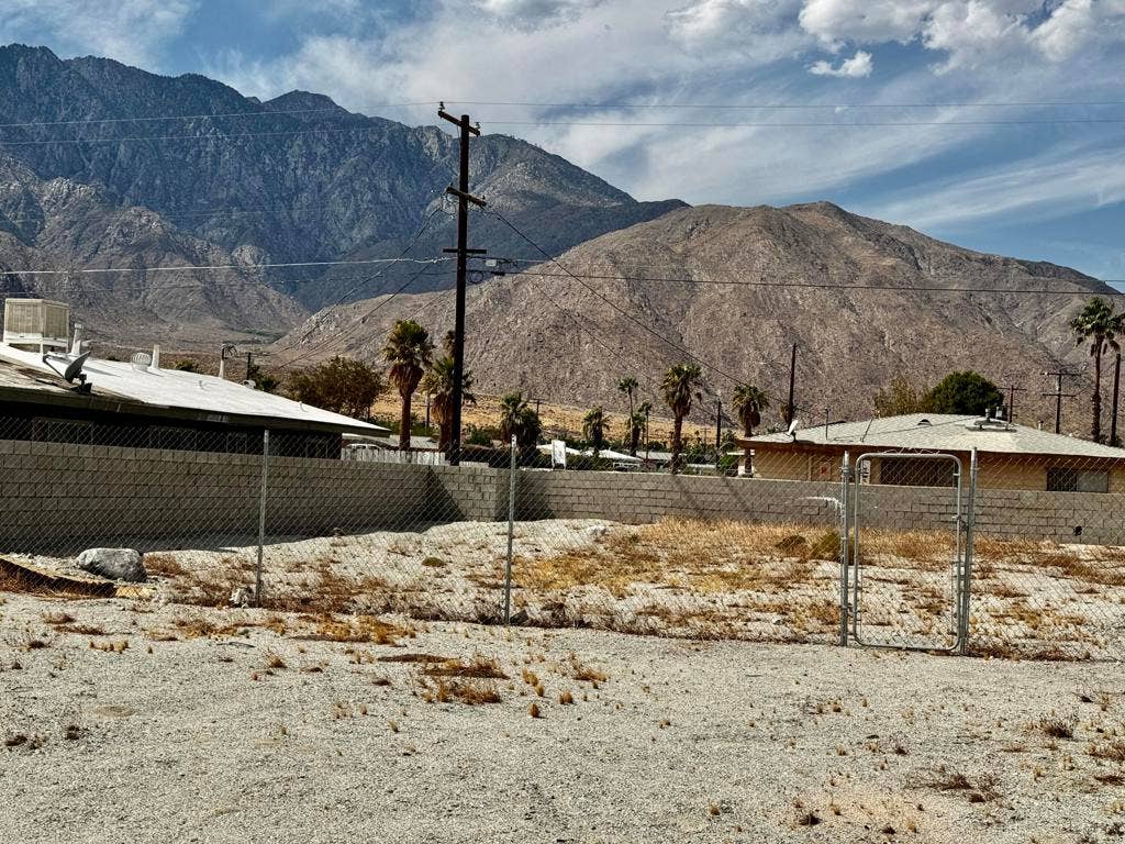 3795 El Dorado Boulevard, Palm Springs, CA 92262 IMG_5670