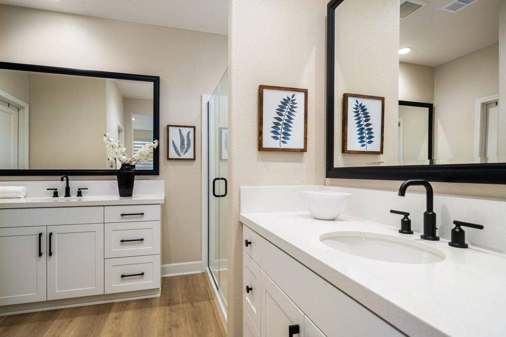 48-80255 Segovia View Way_048