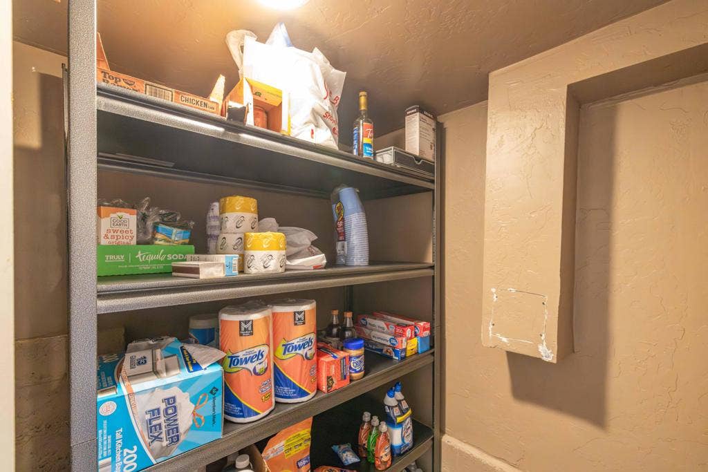 Storage1-