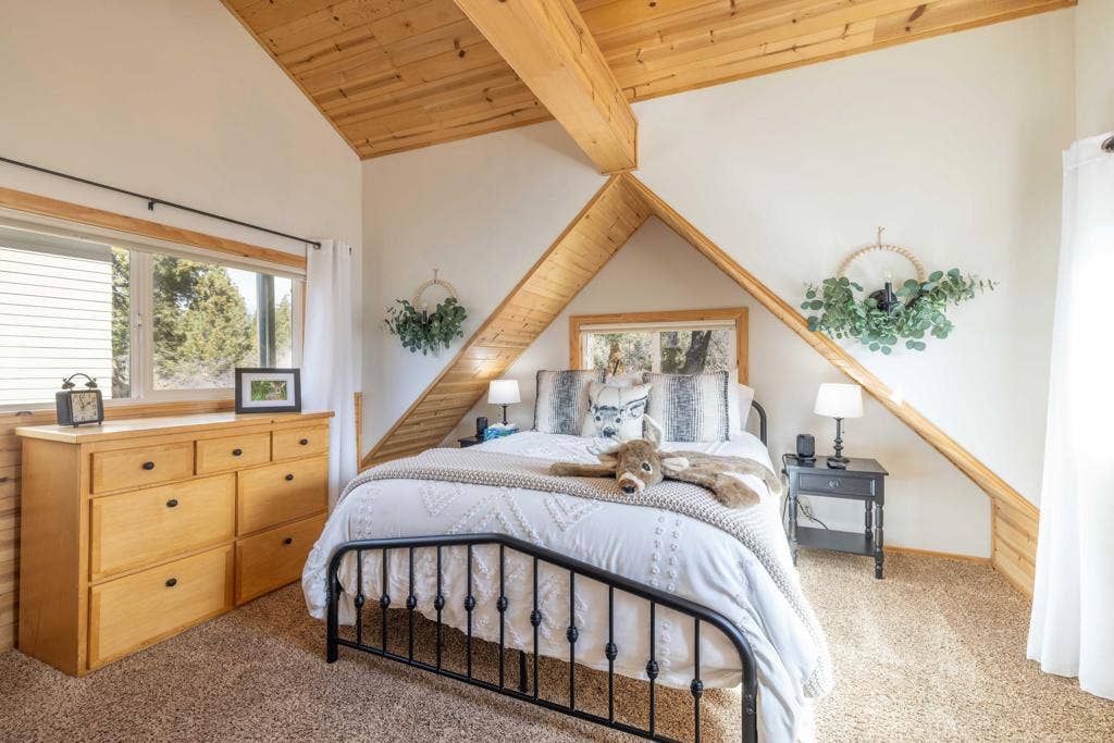 1stBedroom3-