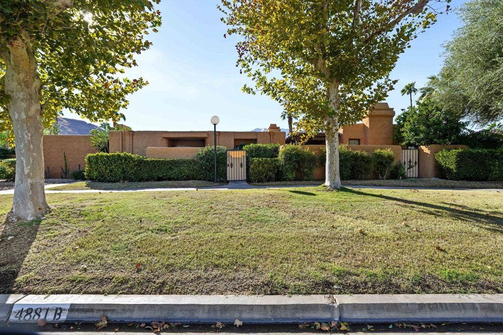4881 S Winners Circle, #B, Palm Springs, CA 92264 55-web-or-mls-4881 Winner Circle Unit B-