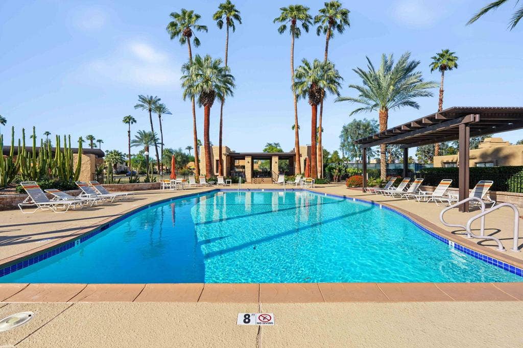 4881 S Winners Circle, #B, Palm Springs, CA 92264 61-web-or-mls-4881 Winner Circle Unit B-