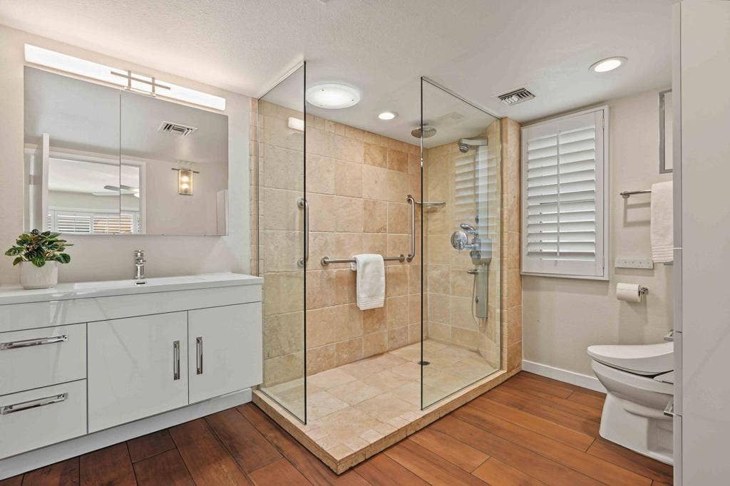 4881 S Winners Circle, #B, Palm Springs, CA 92264 37-web-or-mls-4881 Winner Circle Unit B-