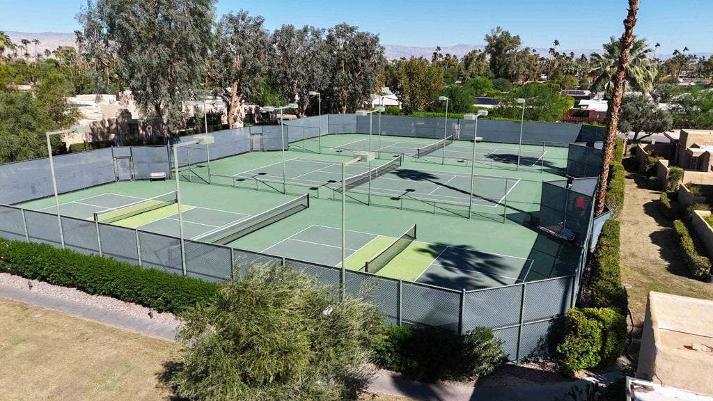4881 S Winners Circle, #B, Palm Springs, CA 92264 77-web-or-mls-4881 Winner Circle Unit B-