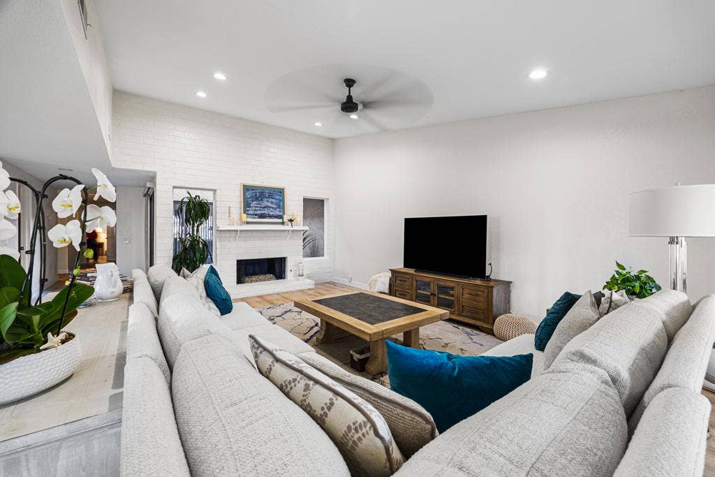 113 Camino Arroyo N, Palm Desert, CA 92260 IMGL0027