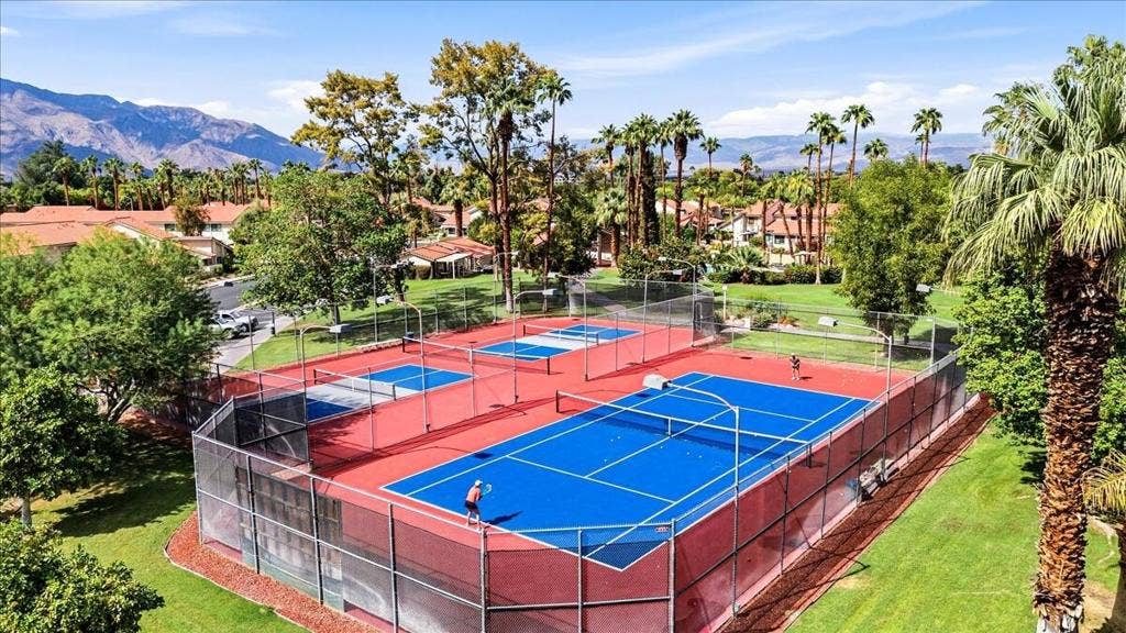 6181 Arroyo Road, #1, Palm Springs, CA 92264 39-6181 Arroyo Road #1 (RT- Blue sky-Exp