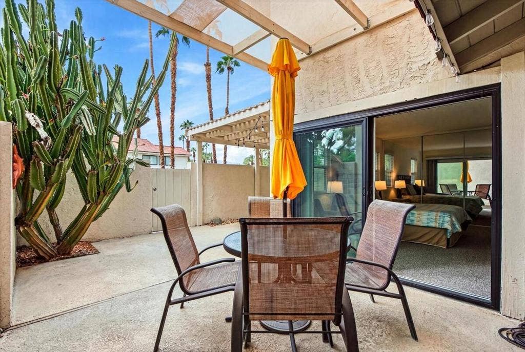 6181 Arroyo Road, #1, Palm Springs, CA 92264 27-6181 Arroyo Road #1 (RT- Blue sky-Exp