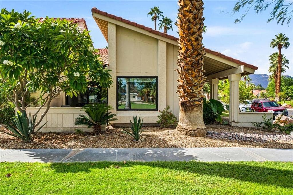 6181 Arroyo Road, #1, Palm Springs, CA 92264 31-6181 Arroyo Road #1 (RT- Blue sky-Exp