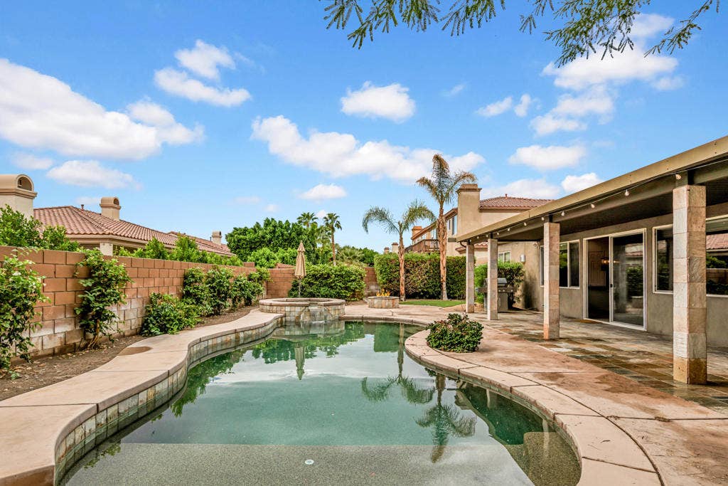 78485 Via Sevilla, La Quinta, CA 92253 7 (6)