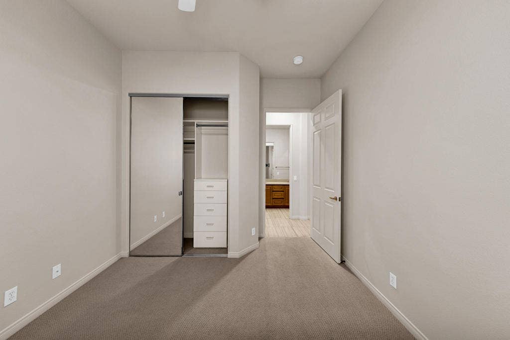 78485 Via Sevilla, La Quinta, CA 92253 6 (2.1)