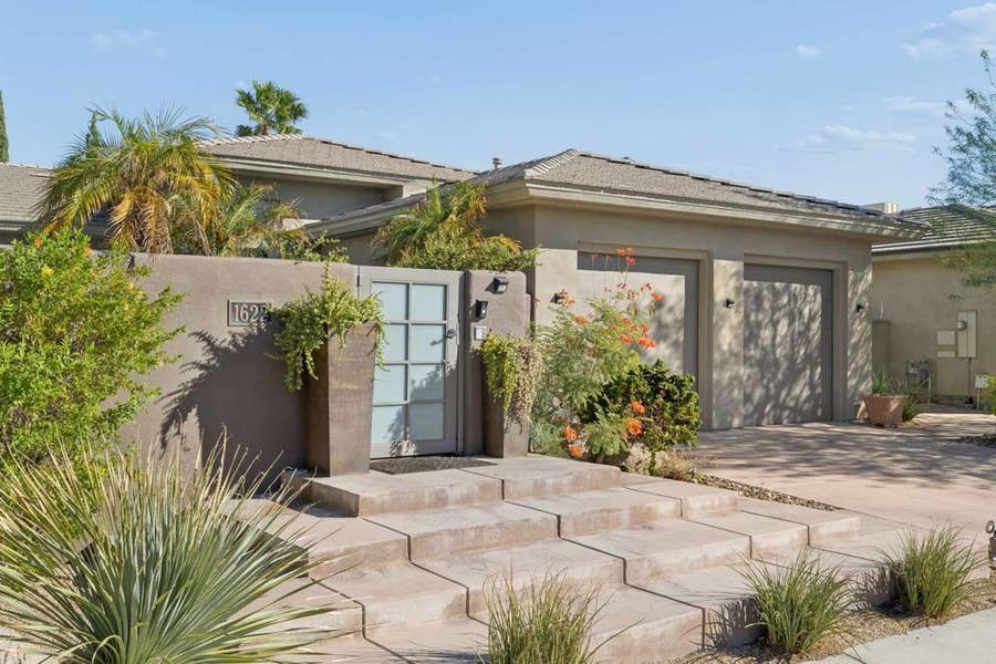 Property photo for 1622 Julia Court, Palm Springs, CA