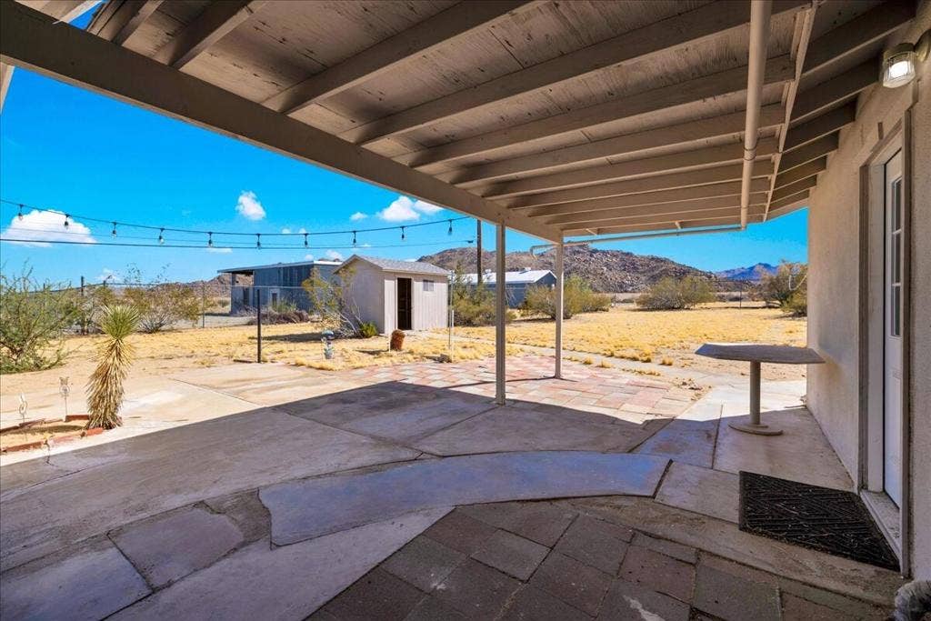 62137 Desert Air Road, Joshua Tree, CA 92252 37-37