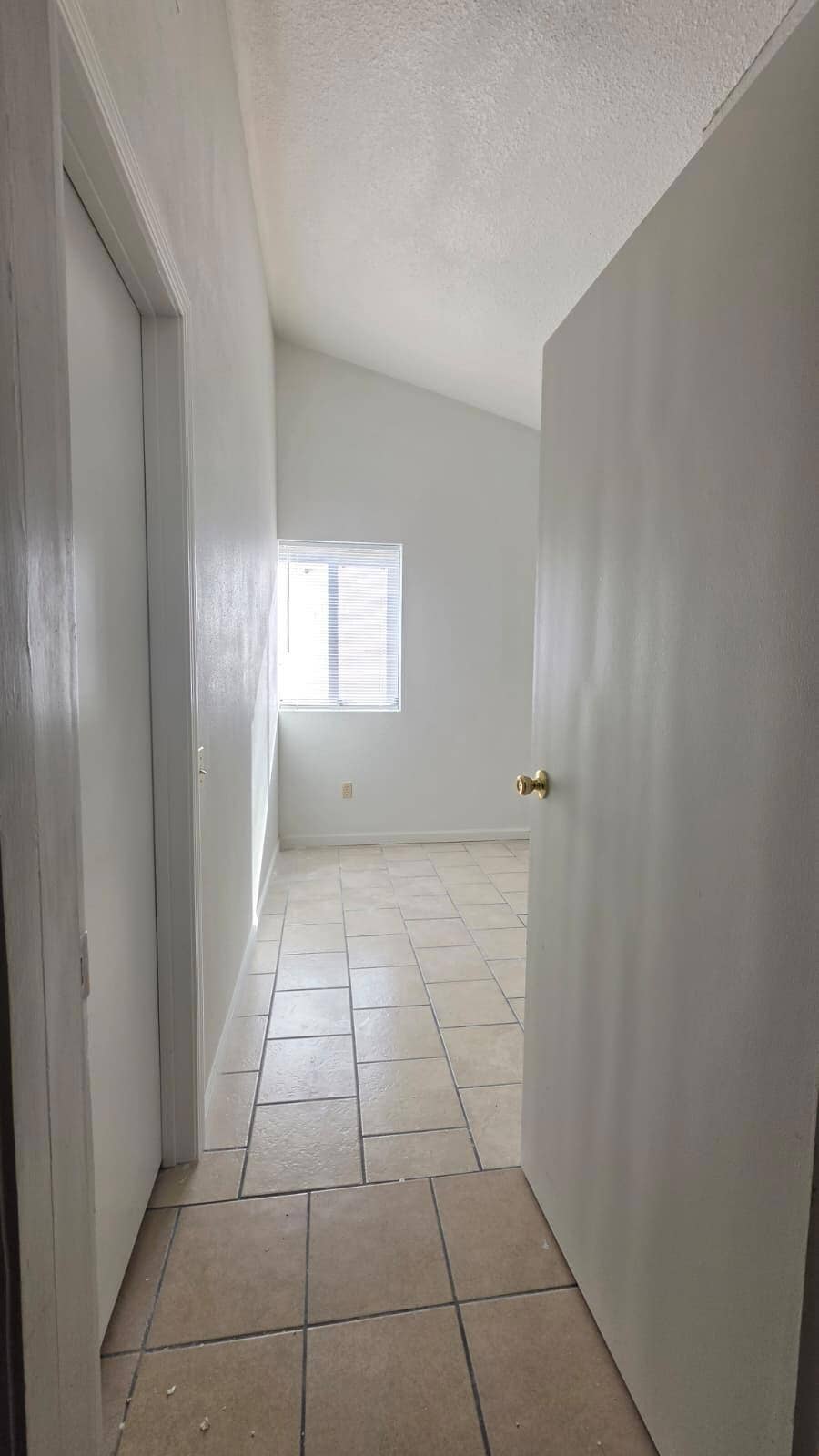 1512 Fillmore Drive, Thermal, CA 92274 entrace to bedroom