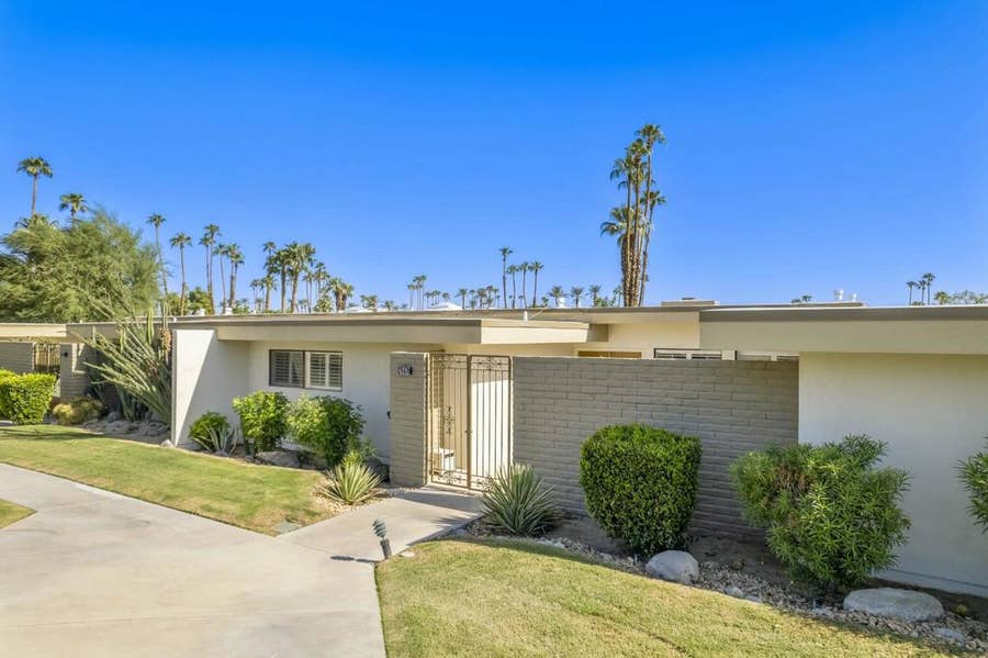 Property photo for 75670 Calle Del Sur, Indian Wells, CA