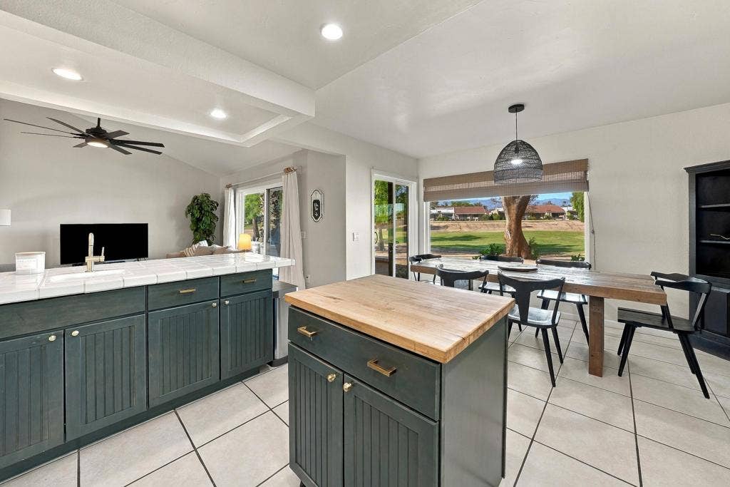 40675 Preston Trail, Palm Desert, CA 92211 Kitchen