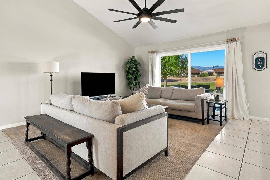 40675 Preston Trail, Palm Desert, CA 92211 Living area