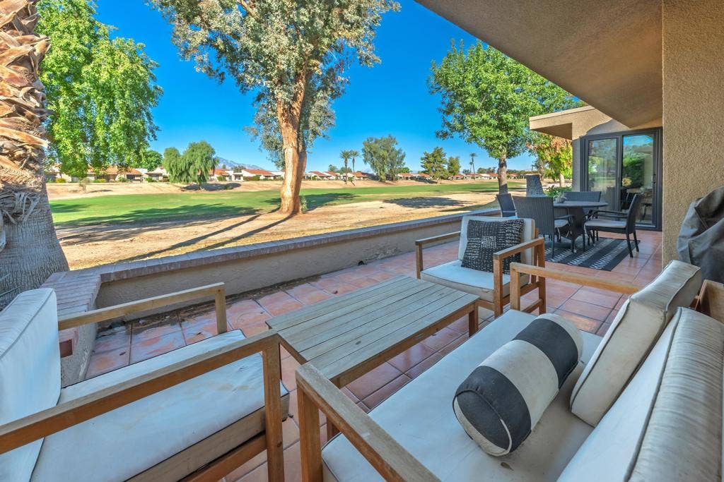 40675 Preston Trail, Palm Desert, CA 92211 Rear patio