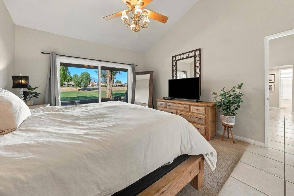 40675 Preston Trail, Palm Desert, CA 92211 Primary bedroom
