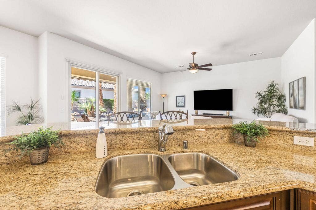 39857 Camino Arbusto, Indio, CA 92203 29-web-or-mls-0J3A7733