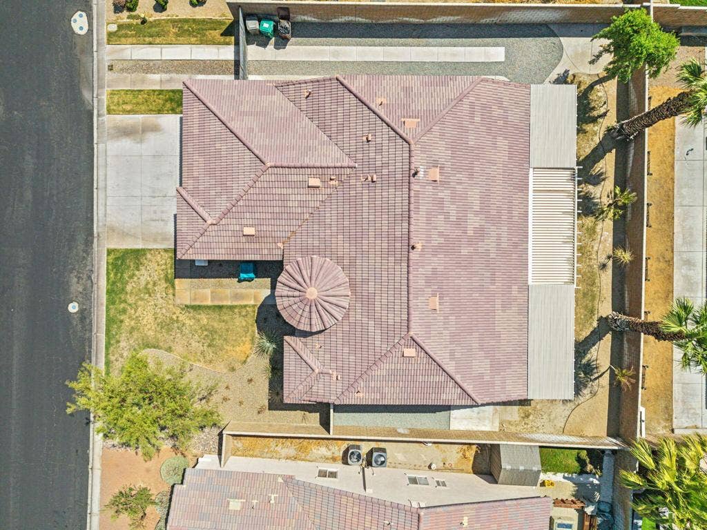 83293 Fairbanks Avenue, Indio, CA 92203 15-web-or-mls-DJI_20260826111907_0276_D
