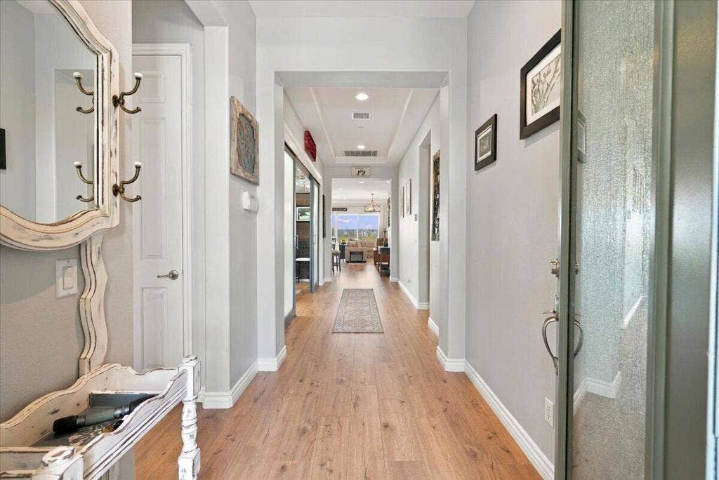 85157 Stazzano Place, Indio, CA 92203 21-Hallway