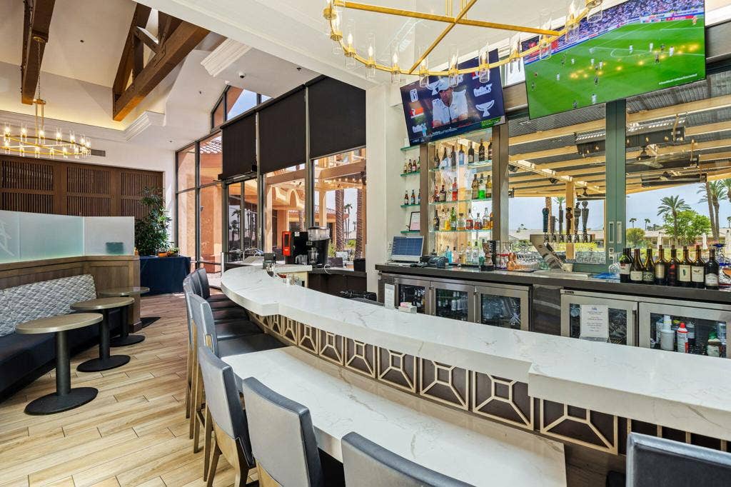 38599 Clear Sky Way, Palm Desert, CA 92211 boulevardsbar