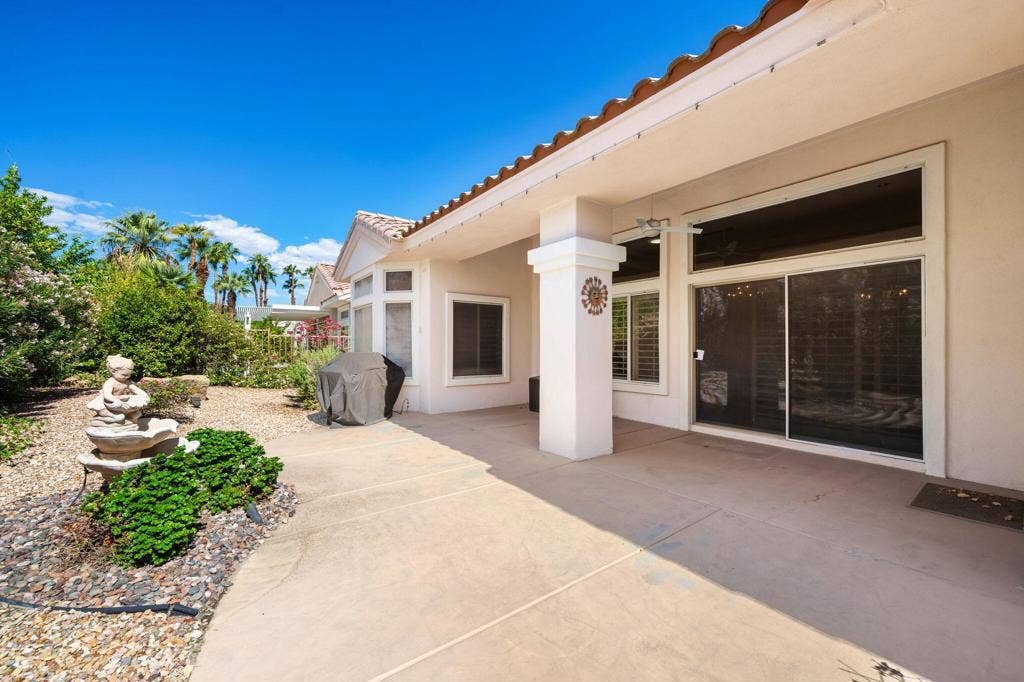 38599 Clear Sky Way, Palm Desert, CA 92211 25-web-or-mls-PMSky_OPMG_1026_025
