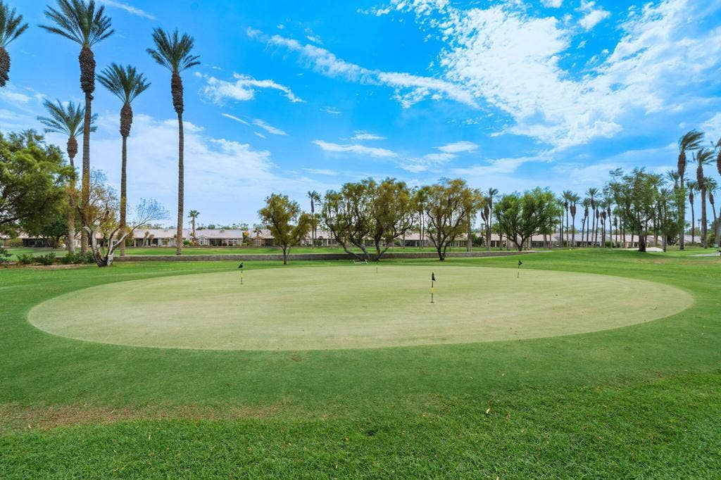 38599 Clear Sky Way, Palm Desert, CA 92211 putting gree