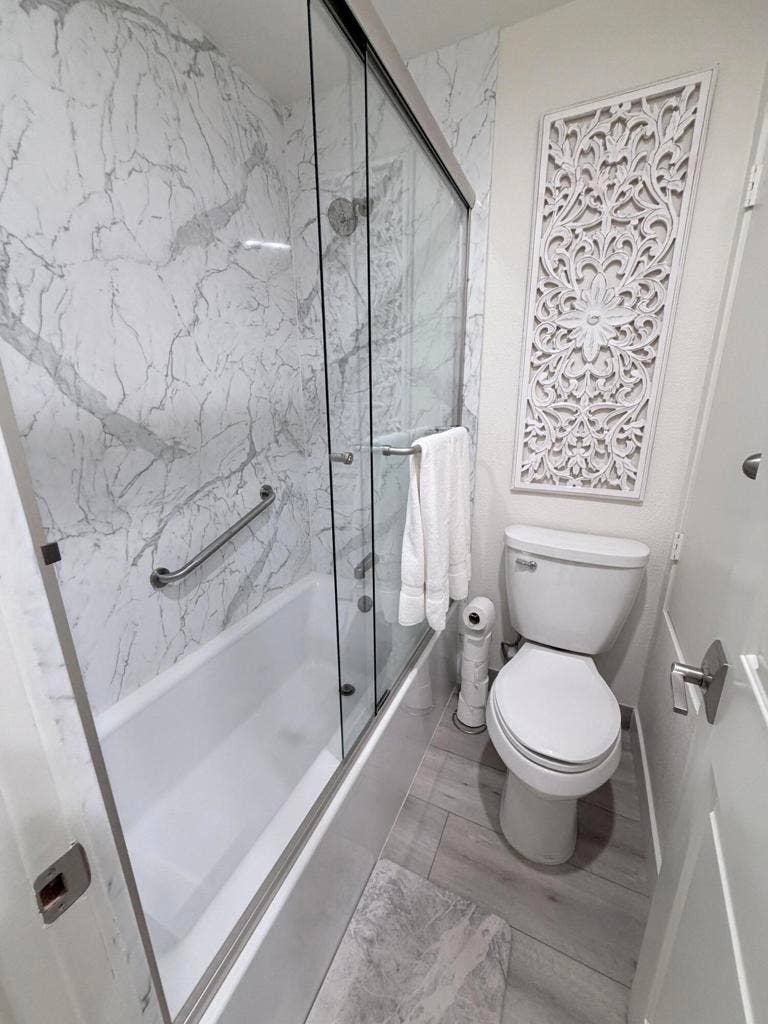 78255 Cabrillo Lane, #123, Indian Wells, CA 92210 Guest bathroom