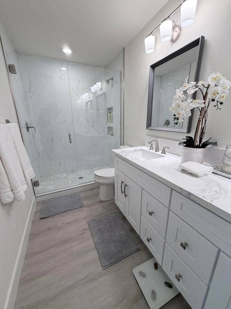 78255 Cabrillo Lane, #123, Indian Wells, CA 92210 Primary bathroom